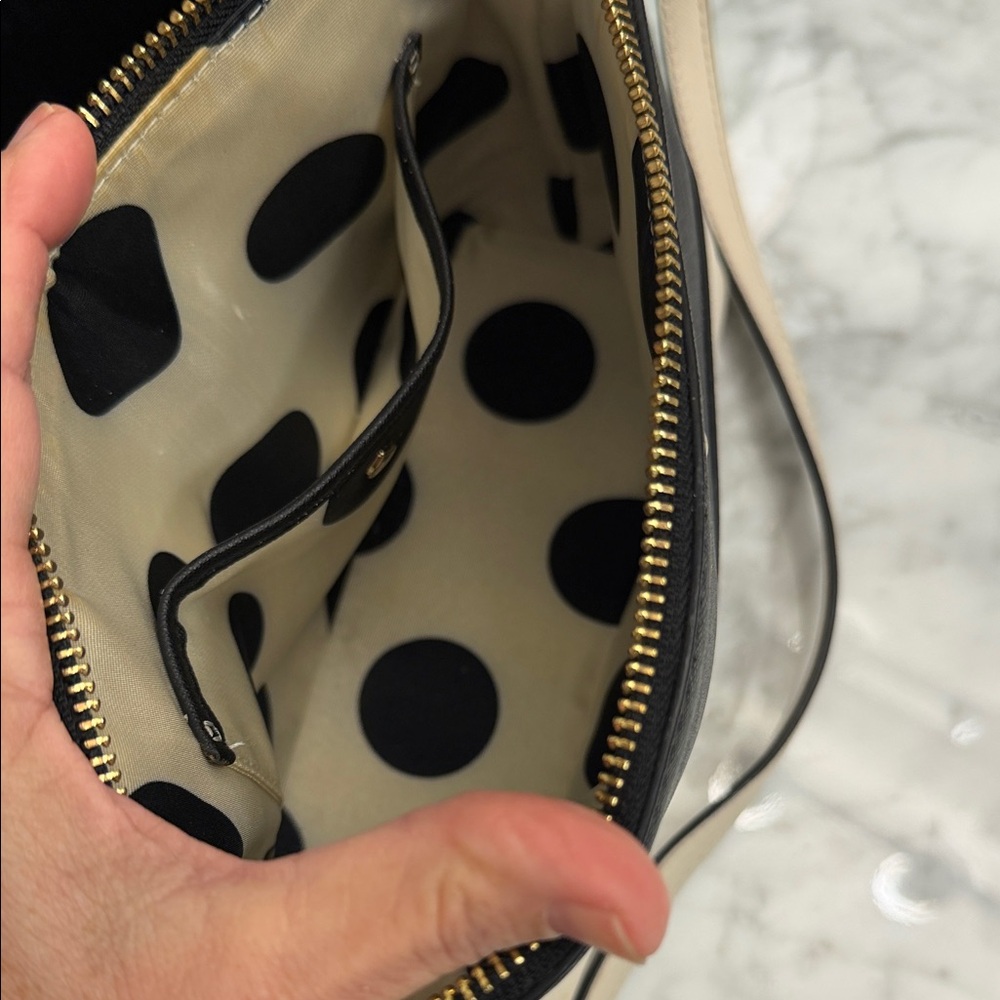 Kate Spade Black and Cream Crossbody Bag - Picture 2 of 8